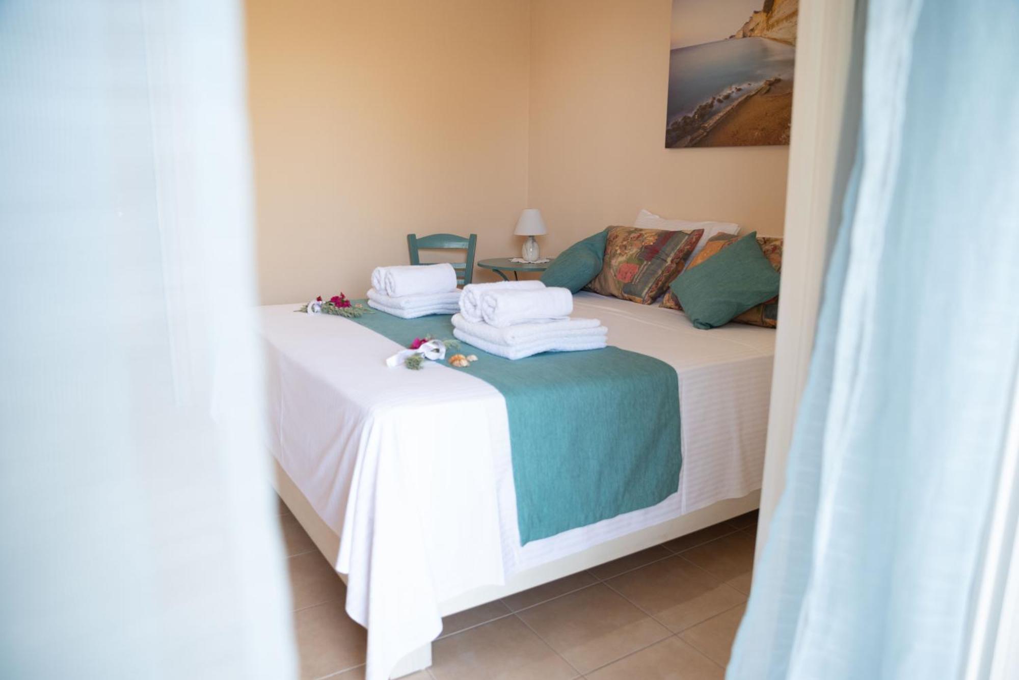 Solari Hill Maisonette Two Private Parking Alepou المظهر الخارجي الصورة