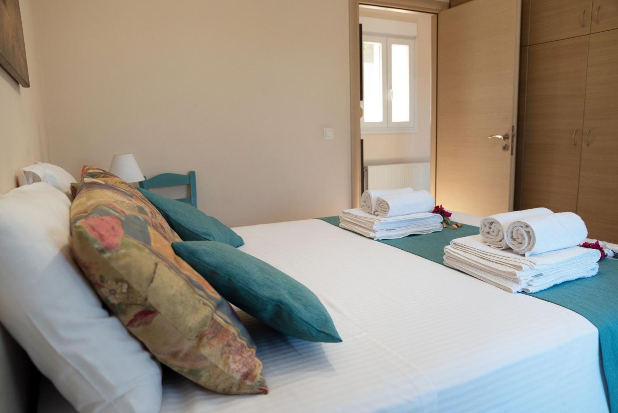 Solari Hill Maisonette Two Private Parking Alepou المظهر الخارجي الصورة