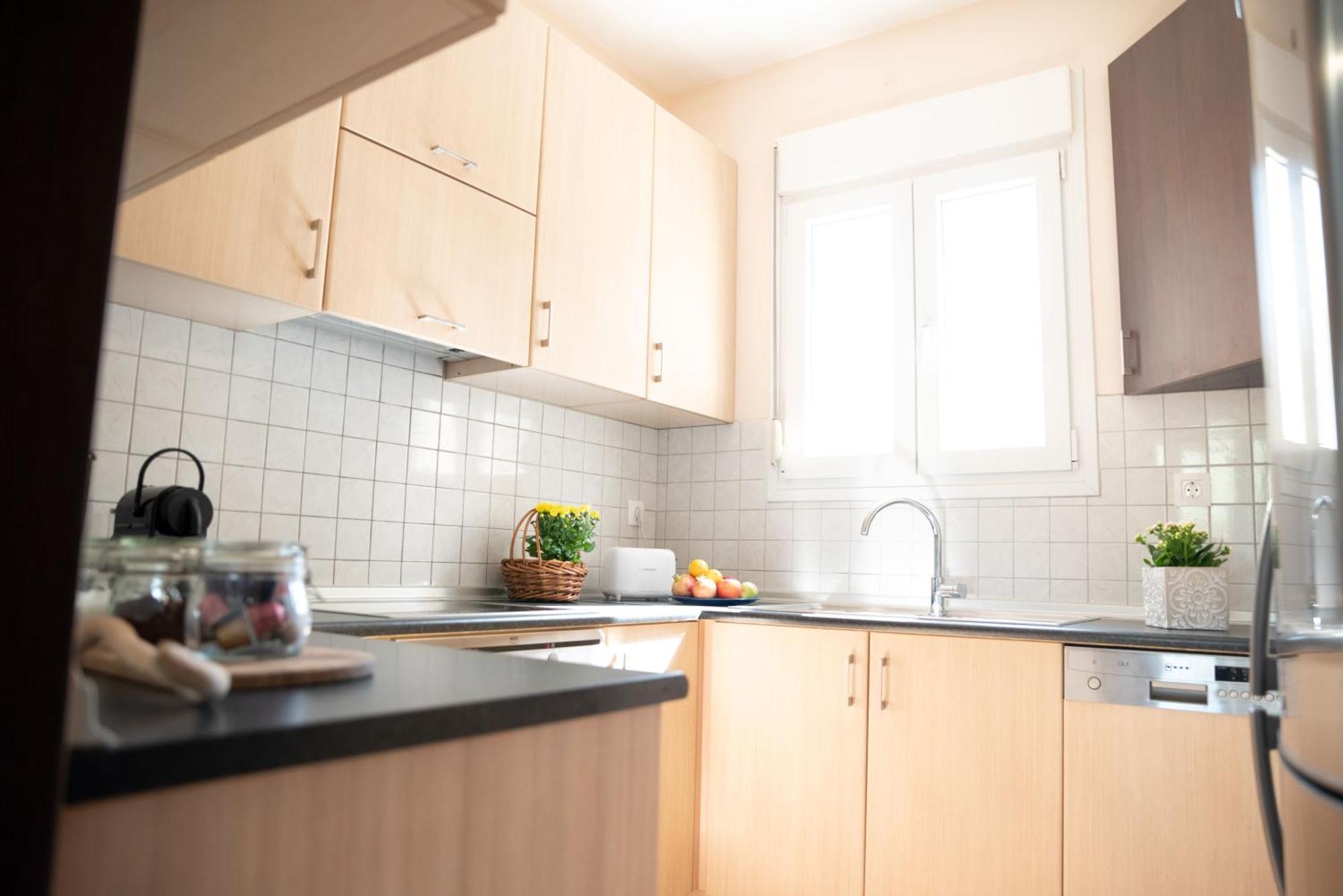 Solari Hill Maisonette Two Private Parking Alepou المظهر الخارجي الصورة