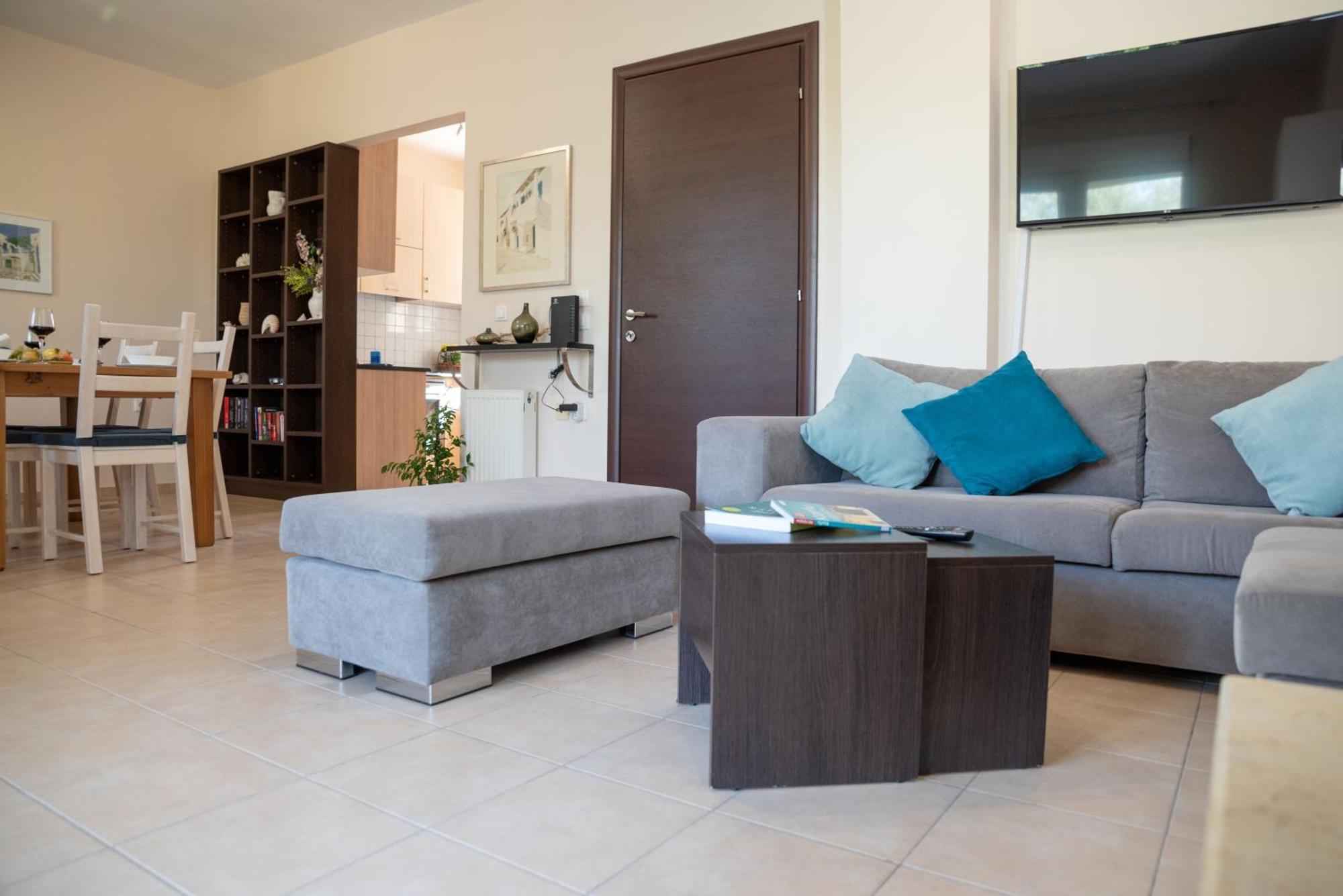 Solari Hill Maisonette Two Private Parking Alepou المظهر الخارجي الصورة