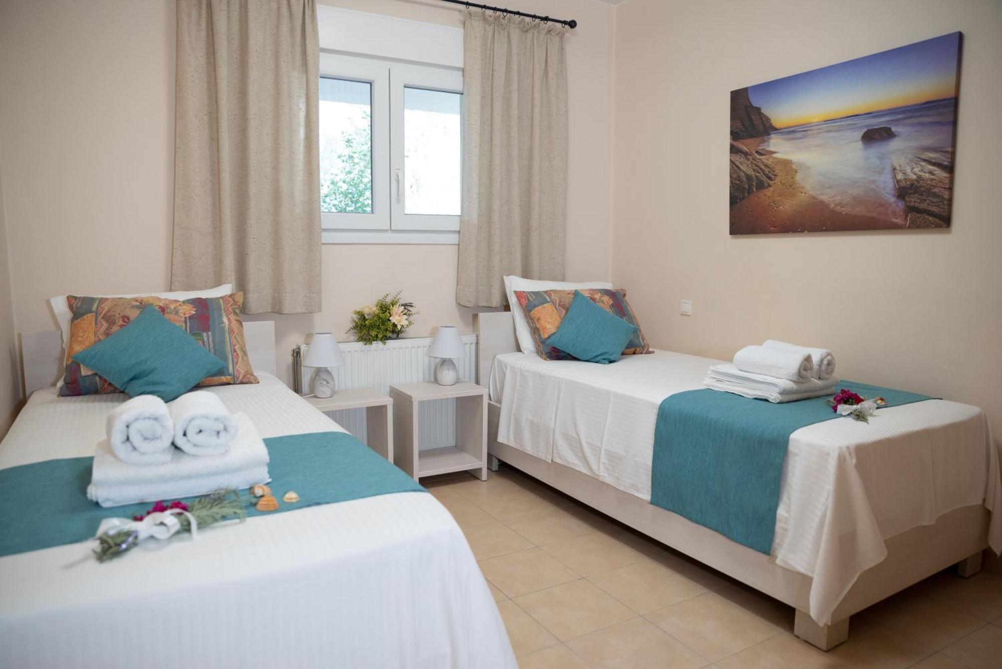 Solari Hill Maisonette Two Private Parking Alepou المظهر الخارجي الصورة